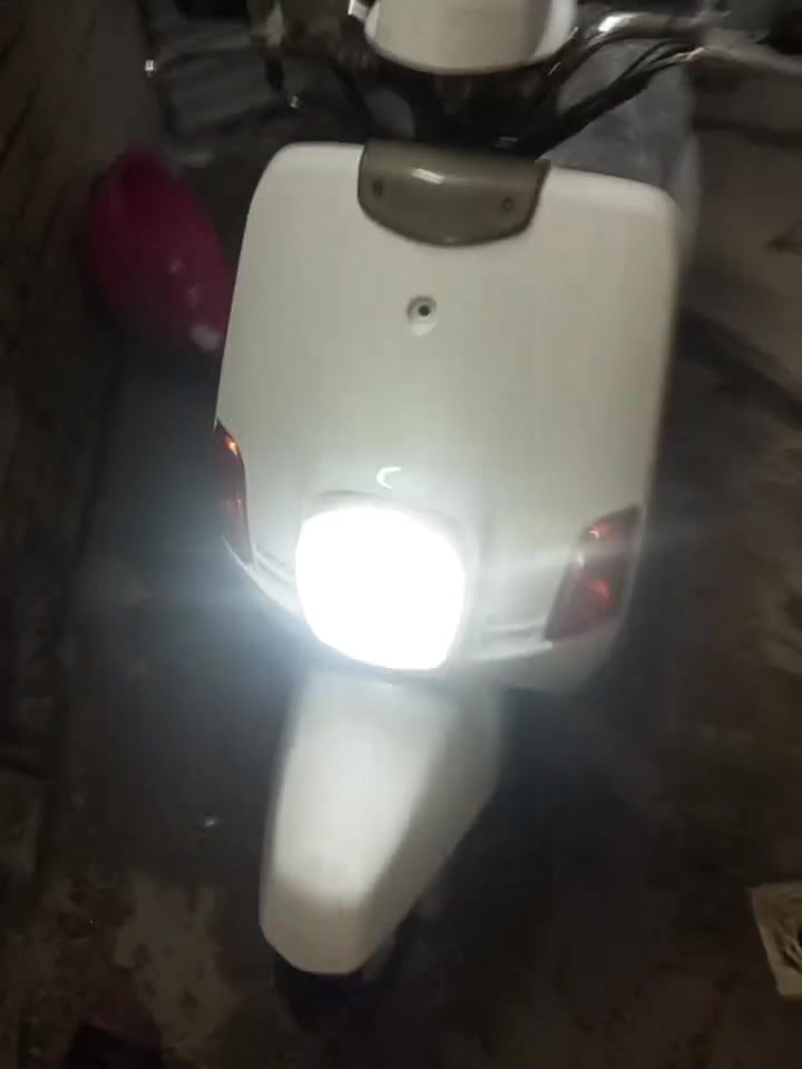 دراجه ماكس بوليس نضيفه شغاله كهربائياته شلعه حلوه سعر 400 مكان الدوره شارع الميكانيك رقمي *********** واتساب
