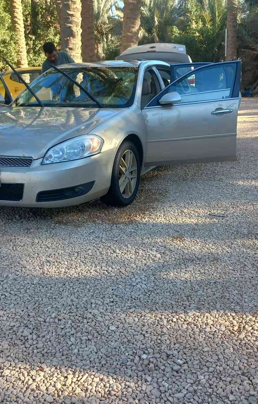 السلام عليكم.
امبالا وارد كندي موديل 12 فول مواصفات رقم قادسيه الماني بسمي السعر 95 وبيها مجال مكانها الديوانيه. 
رقم التليفون ***********
