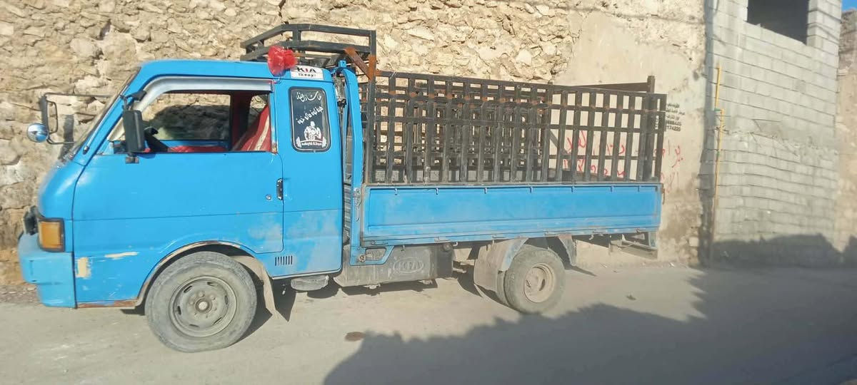 اني عندي كيه اريد واحد يشتغل بيها ع باب الله مكاني بلموصل الايمن ***********وتساب بي
@
