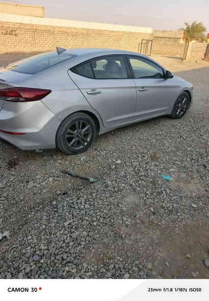 لنترا موديل 2017 حجم ٢٠ دوش
رقم اربيل هزة جديد سنويه جديدة 
محرك گير شرط.. بيها. طخة صغيرة  بالحوض مال اسبير
و٣ قطع صبغ.. بونيد. وجنطة وجاملق امامي.. 
السعر ١٢٣ وبيها مجال 
شرعي بالموصل وشرط التحويل
 للاستفسار مكتب الاصحاب في منطقة اسكي موصل 
***********
***********
