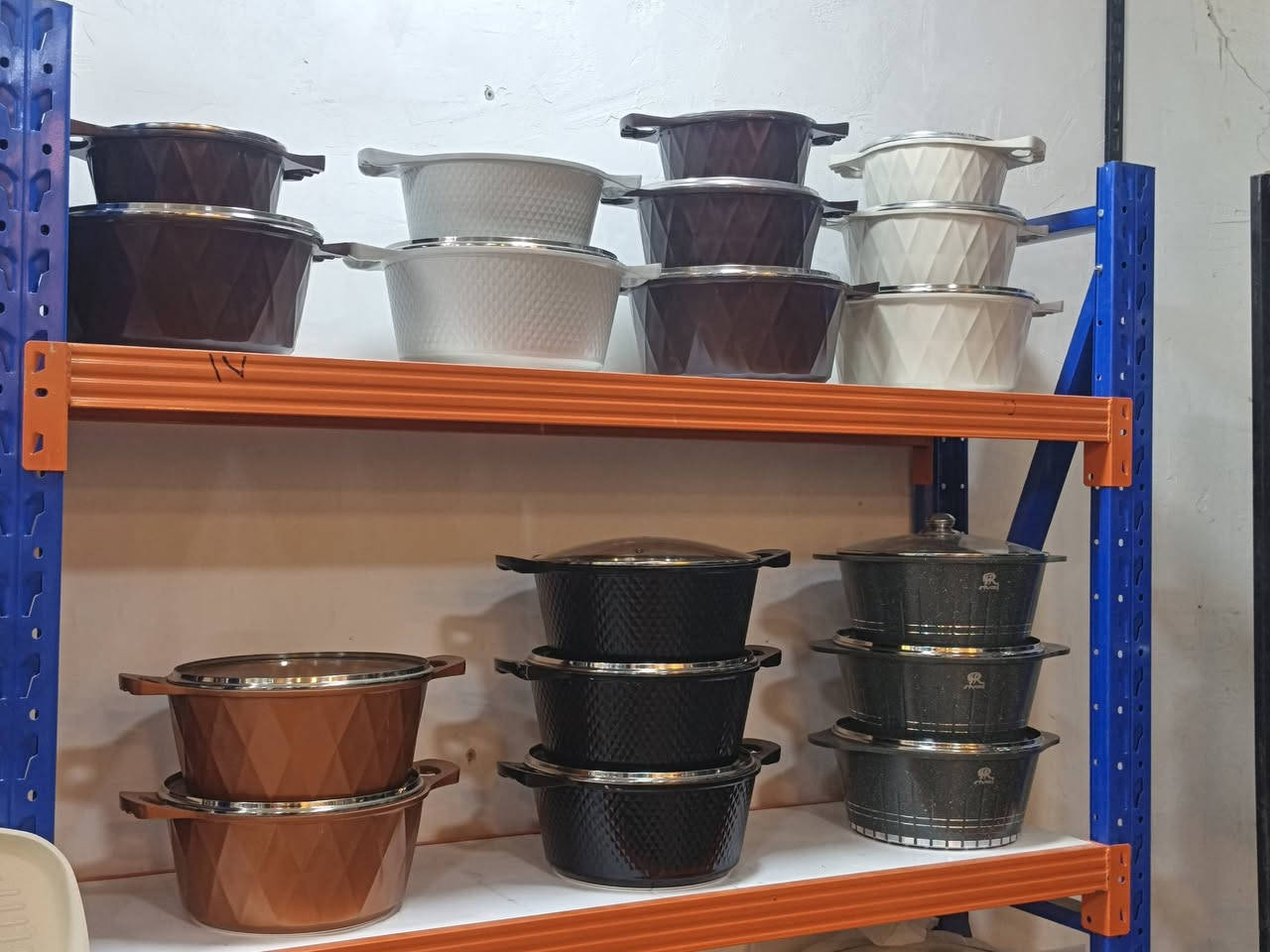 اللهم صل على محمد وال محمد بضاعة باله وجديد اهلا وسهلا بيكم العنوان شارع, 13 فرع سيد قاسم شبر  خدمة توصيل جميع أنحاء العراق بالة اوربية جديد ومستخدم 
***********
