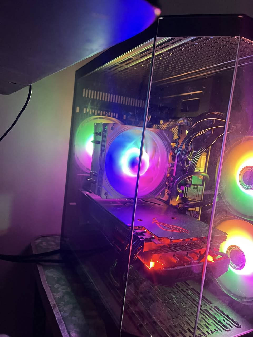 سلام عليكم 
Pc gaming 
كيس جديد كل قطع جديده موجوده كراتين
مواصفات ب صور  
شاشه مستخدمه فول hd ٧٥ فريم
كيبورد وماوس جديد 
ابيع كامل
سعر ٨٥٠ 
متوفر توصيل


**إذا كنت صاحب هذا الإعلان وتريد حذفه لأي سبب، رجاءا أرسل رسالة إلى الدعم الفني**