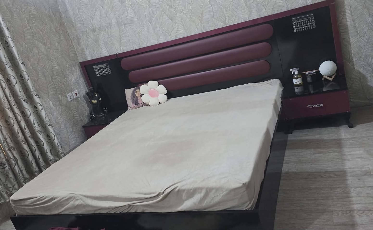 غرفة تركية لبيع مستعجلين علة بعيتة


**إذا كنت صاحب هذا الإعلان وتريد حذفه لأي سبب، رجاءا أرسل رسالة إلى الدعم الفني**