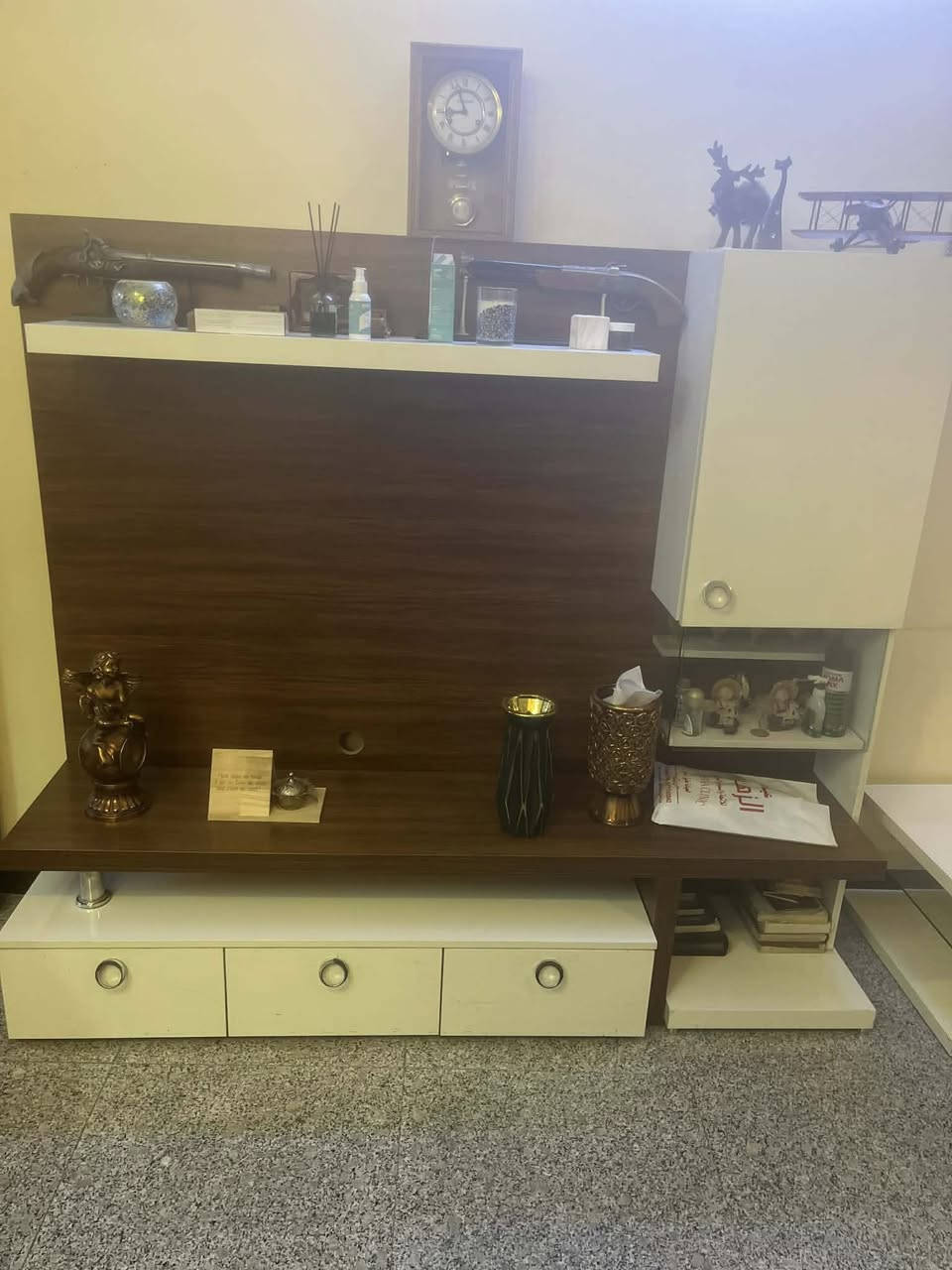 غراض للبيع…


**إذا كنت صاحب هذا الإعلان وتريد حذفه لأي سبب، رجاءا أرسل رسالة إلى الدعم الفني**