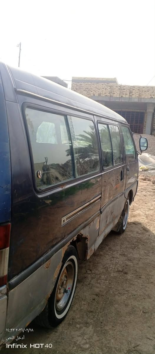 السلام عليكم هوندا للبيع موديل 94 رقم قادسيه مكينه بيها نفخ كير اكسل حداديه تخم تاير  كله جديد شواصي مكفوله 18 وبيها مجال العنوان بابل ***********
