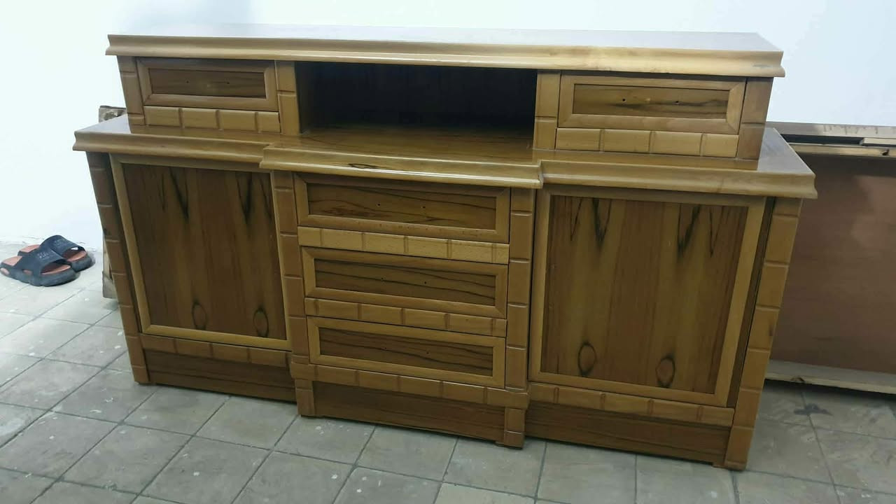 السعر مليون ونص الغرفه بعدها حتى ممنصوبه المكان بغداد الغرفه حطاطه عراقي باقي تفاصيل خاص


**إذا كنت صاحب هذا الإعلان وتريد حذفه لأي سبب، رجاءا أرسل رسالة إلى الدعم الفني**