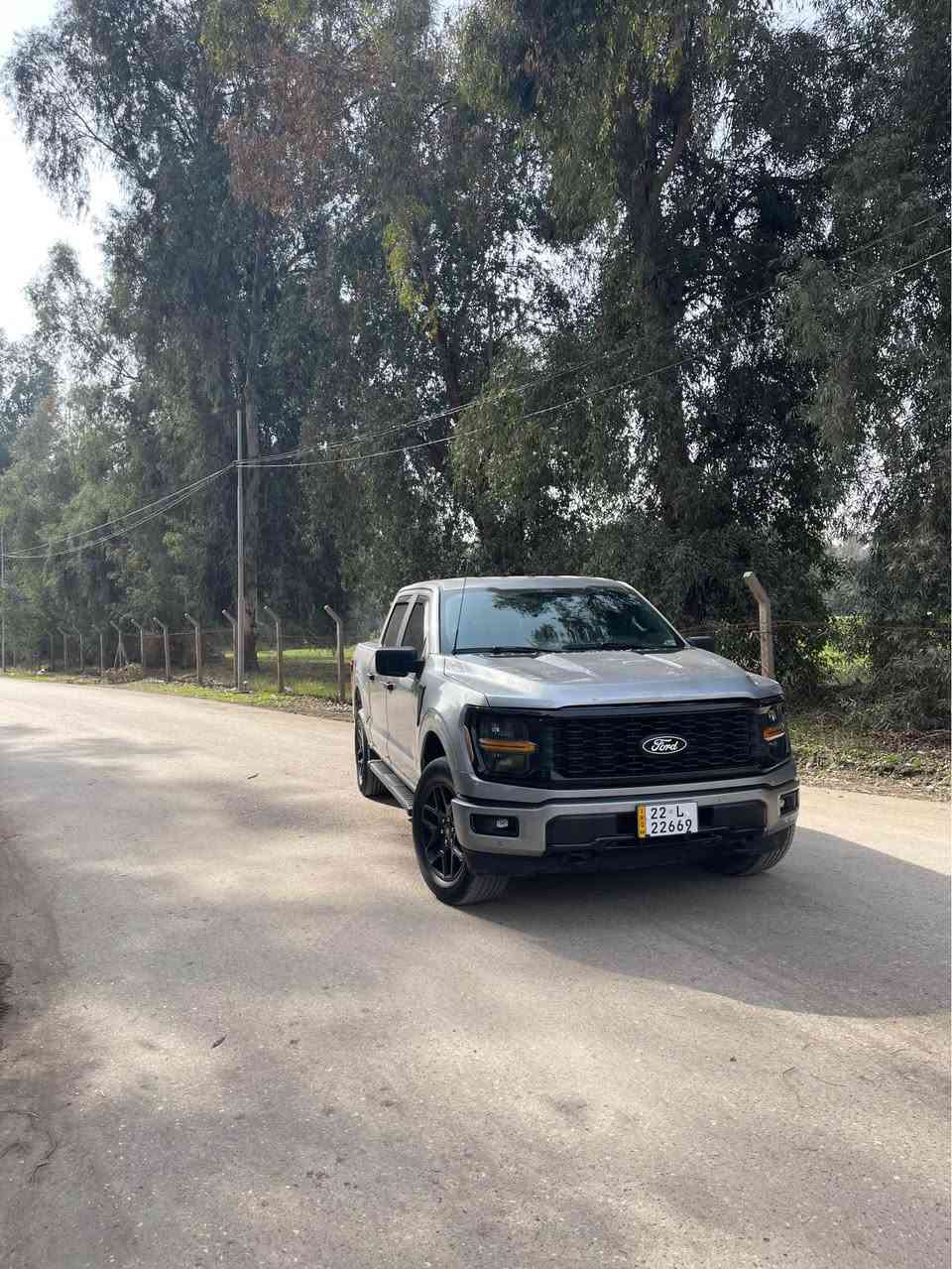 فوارتF150. موديل 2024  فوارويل 4x4 باب طويل بودي قصير لمرغوب محرك 270 سيار بيه كتاب تضليل جامات تفاصيل *********** واتساب أربيل, العراق
