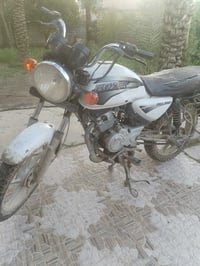 بوكسر • ١٨ • اوراق