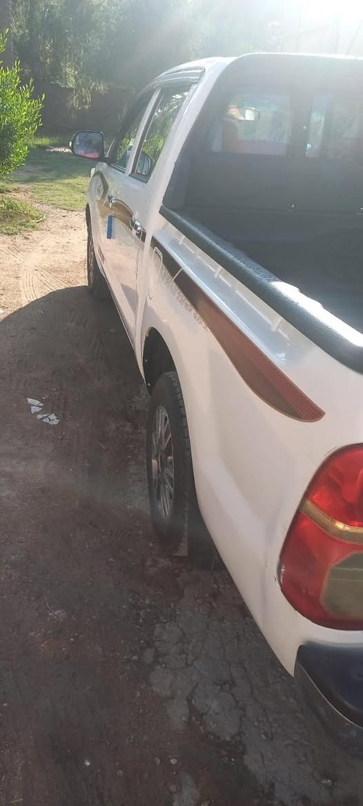 السلام عليكم
هايلوكس 2014 سعودي ثكيل ام الدعاء رقم واسط ب اسمي السياره ما ناقصها كلشي مكانها بابل محاويل 

***********
