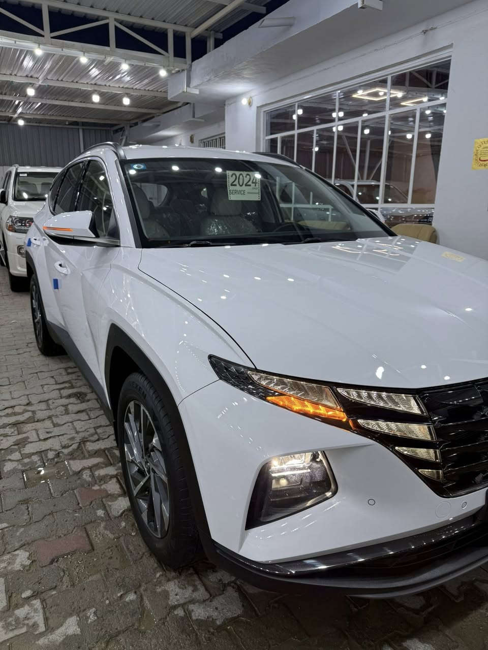 السلام عليكم   توكسن موديل 24 رقم بغداد  تحويل 

موباشر مشروع بصمه تشغيل   بعد.  كراسي كهربائي

بردات خلفيه دبل   حساس دبل   شاشة ليزي    مكان 

السيارة نجف السعر 218 استفسار  ***********
