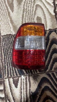 غراض لاندكروز 2003ال2007/ بك لايت جهته السايق  50 لايت جهت اليمنه 50 ش...