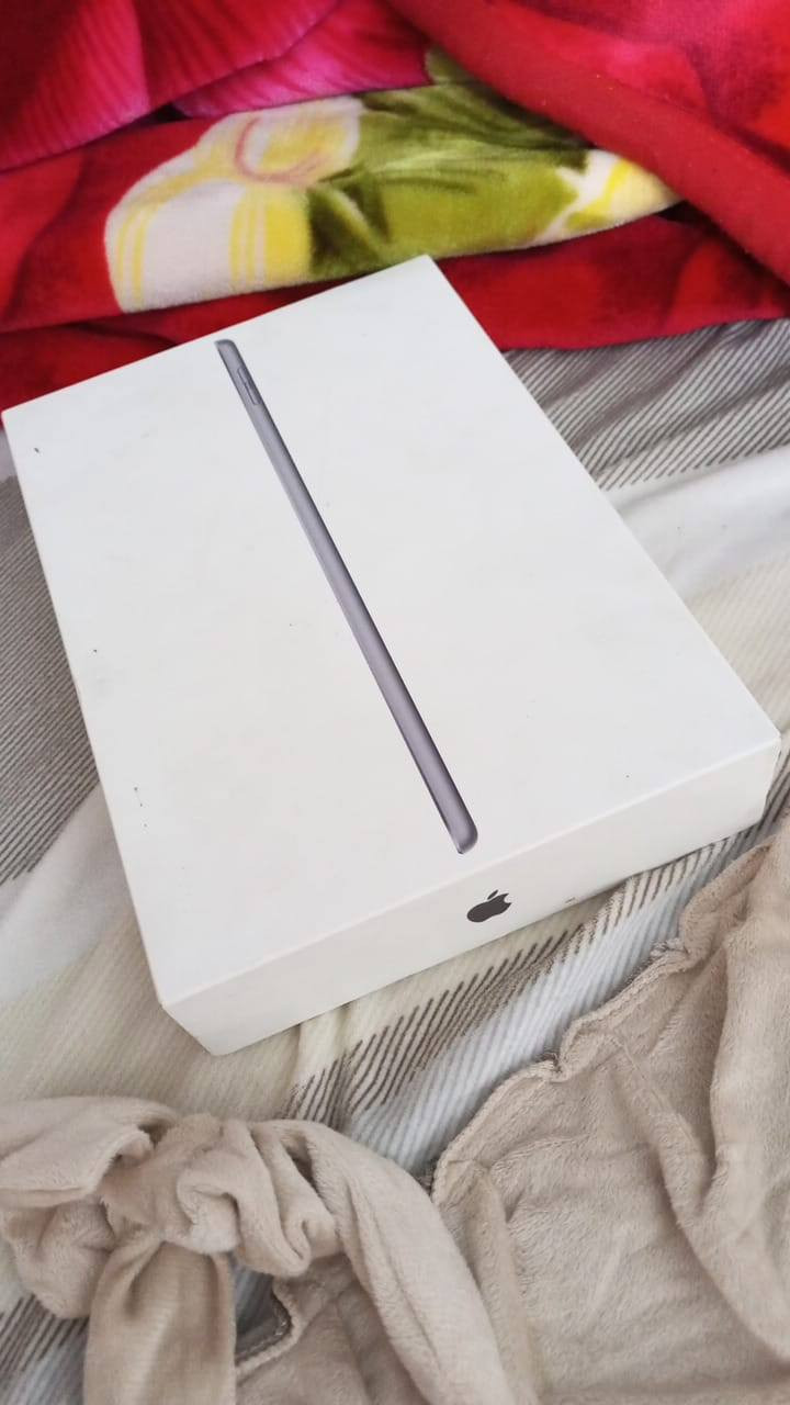 السلام عليكم شباب ايباد 9نضيف ذاكره 64/شخط مابي البطاريه98كرتونه شاحنه غراضه موجودات مكاني بغداد غزاليه200بي مجال قليل


**إذا كنت صاحب هذا الإعلان وتريد حذفه لأي سبب، رجاءا أرسل رسالة إلى الدعم الفني**