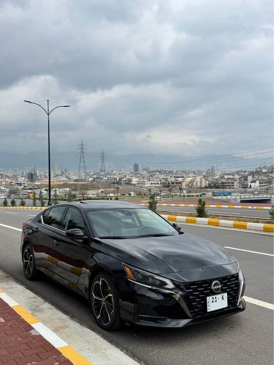 NISSAN ALTIMA 2024 SR+
نیسان ئەڵتیما ٢٠٢٤ – مواسەفات (SR+)

📏 ماوەی ڕۆشتن:14,000 میل

▪️بۆیاخ:تەنها چەملغی سایەق بێ ناوگرتن بێ ئێرباگ، یەک پەلە pdr بچووک بە دەرگای سایەقەوەیە

ڕەنگی ڕەشی قەتران، نموونەی جوانی و هەیکەل

🔹 مواسەفاتSR+: 
▪️سڵایت
▪️کوشن جلد
▪️کوشن هیتەر
▪️دوو کوشن کارەبای
▪️تەبرید مەرکەزی
▪️ ناو سپی بیلادی
▪️ شاشە گەورە
▪️ کامێرا و حاسە
▪️ بەسمە
▪️ شەغال
▪️ ٣٦٠ پلە ڕادار
 ▫️ ڕاداری ئاوێنە
 ▫️ خەتی جادە پێش و پشت
 ▫️ تەحدید سورعە
▪️ تەحەکوماتی کاملی سەر سووکان
▪️ کوشن کارەبای
▪️ کار پلەی (IOS, ANDROID)
▪️ ئاوێنە کارەبای
▪️ ئاوێنەی ناوەڕاست دژە فوول
▪️ لایتی پێشەوە عەدەسە، زینۆن، لید(LED)
▪️ لایتی دواوە کامل لید(LED)
▪️ فوول لایت ئۆتۆ
▪️ زۆر مواسەفاتی تر…

✔️ گێر و مەکینە نەکراوەتەوە بە شەرت
✔️ گێڕ، مەکینە، تەبرید و کارەبایات بە شەرت

✔️ کامل سێرڤس کراوە
✔️ ڕۆن و هایدرۆلیکی تازە گۆڕاوە
✔️ چوار تایەی تازەی بیلادی لە ژێرە
✔️ ویلەکان شووختی نییە
✔️ تازە پۆڵیش و حەمام کراوە

     سەیارەکە نموونەیە ماشاءاللە
 وردە و چاڵ و شوخت و گۆڕاوی نییە

ڕەقەم و سەنەوی تا ٢٠٣١ تازەیە
تەحویل و غرامە بە شەرت

📍 شوێن: سلێمانی
📞 پـەیوەندی:
*********** (WhatsApp)
***********
——————————————

NISSAN ALTIMA 2024 SR+
نيسان ألتيما ٢٠٢٤ – مواصفات (SR+)

📏 مسافة السير:14,000 ميل

▪️البوياخ: فقط چەملغ السايق بدون ناوگرتن بدون ايرباغ، پەلە واحدة PDR صغيرة عند باب السايق

اللون أسود قطران، نموذج للجمال والهيكل

🔹 مواصفات SR+:
▪️سلايت
▪️كوشن جلد
▪️كوشن هيتر
▪️كوشنين كهرباء
▪️تبريد مركزي
▪️داخل أبيض بيلا دي
▪️شاشة كبيرة
▪️كاميرا وحساس
▪️بصمة
▪️شغال
▪️360 درجة رادار
 ▫️رادار المرايا
 ▫️خط الطريق أمام وخلف
 ▫️تحديد السرعة
▪️تحكمات كاملة على الستيرن
▪️كوشن كهرباء
▪️كار بلاي (IOS, ANDROID)
▪️مرايا كهرباء
▪️مرآة وسط ضد الفول
▪️لايت أمام عدسة، زينون، ليد (LED)
▪️لايت خلف كامل ليد (LED)
▪️فول لايت أوتو
▪️مواصفات أخرى كثيرة…

✔️گير ومكينة لم يتم فتحهم بشرط
✔️گير، مكينة، تبريد وكهرباء بشرط

✔️كامل سيرفس معمول
✔️زيت وهيدروليك جديد مغير
✔️أربع تايرات جديدة بيلا دي تحتها
✔️الوِيلات بدون شوخت
✔️تواً بوليش وحمام معمول

السيارة نموذج ماشاءالله
بدون خردة ولا چال ولا شوخت ولا تغيير

الرقم والسنوية إلى ٢٠٣١ جديد
تسليم وغرامة بشرط

📍الموقع: السليمانية
📞الاتصال:
*********** (WhatsApp)
*********** السليمانية, العراق
