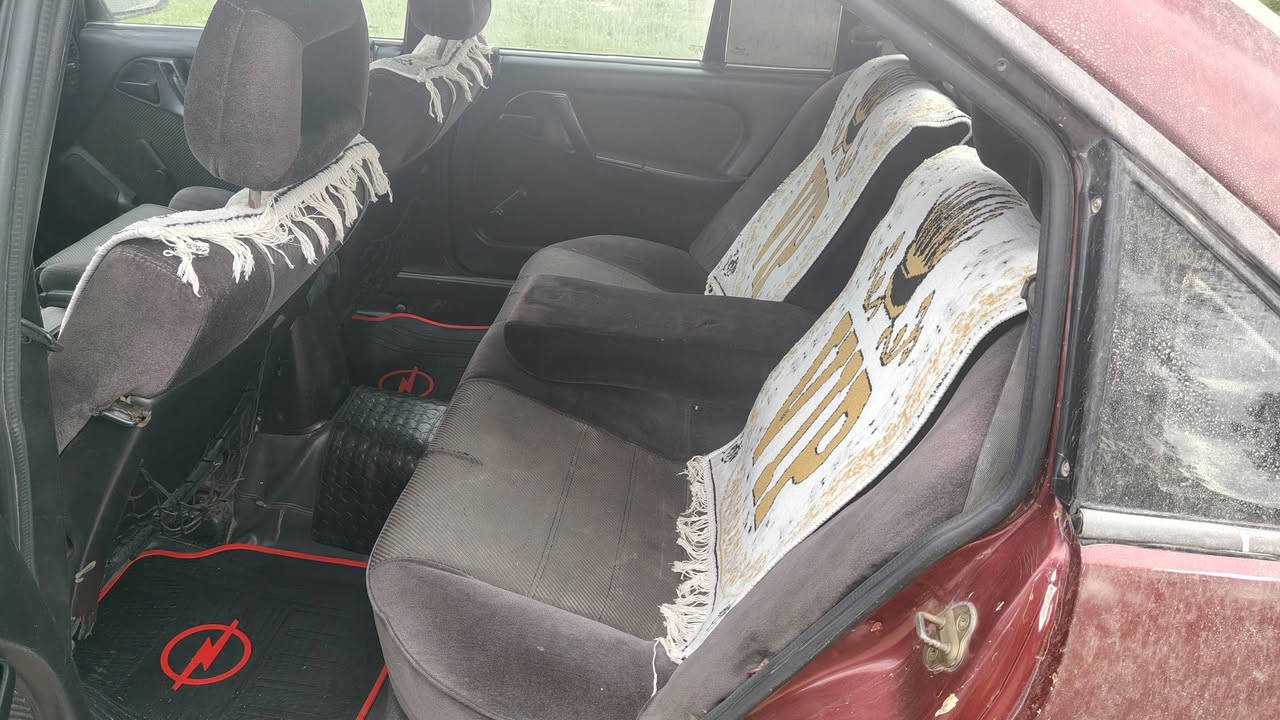 سلام عليكم اوميكاه محرك 20 
صدر تايرات جديد محرك كير شرط دفتر بازين مشروع وطني شرط تحويل وكاله كاردن شرط كوبلن شيال درام شفت جدد خلفي بس جالحه السياره تحياتي 
سعر 38وبيه مجال الله شاهدماتصرف الف عليه 
***********
