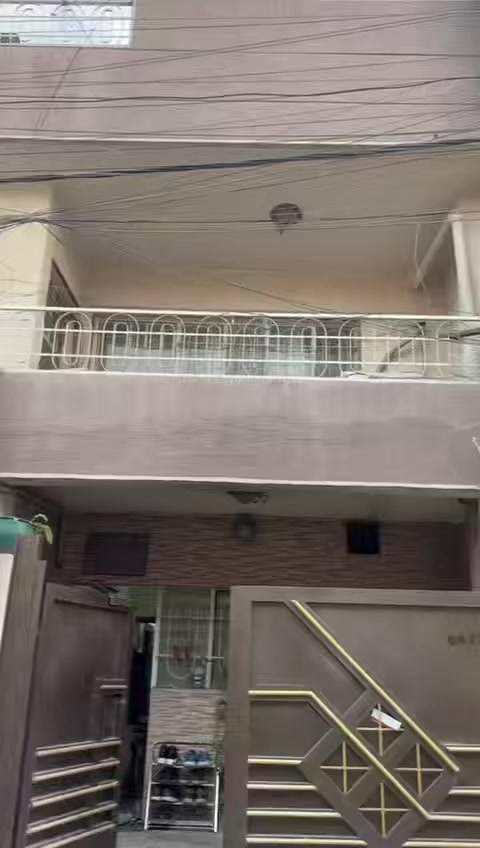 ((بسم الله توكلنا على الله))

#بيع #شراء #ترميم #تنفيذ #تعقيب #ايجار #مشتملات #مقاولات_عامة

—  مكتب الق الكيان   ——-👍🏼👍🏼👍🏼👍🏼

🏠دار للبيع 🏠

📍الموقع/ القاهره ا  (الدلفيه شارع عريض )

ملاحظه/ الدار مسلح نضيف جدا قرب مدرسه الفتوه ##  ## سند مصتقل
 ______ 🏰🏰🏰
📌المساحة/   114/
 📌الواجهة/  8 /
📌النزال/ 14  /

الطابق /آلأول/ طرمه / 

 اسقبال / مطبخ / حولي / خدمات / غرفه نوم

الطابق  /  الثاني / 3 نوم.حولي .خدمات /
 #.الطابق الثالث / بيتونه /  / سطح#

📍عنوان المكتب / الق الكيان / القاهره مدخل الدلفيه 

   #مكتب#الق الكيان#للعقارات  ————

للاستفسار ☎️

📞متواجد واتساب *********** 
*********** سرمد العلياوي

—————————————————
—————————————————

ملاحظة / العنده عقار 🏡 للبيع او بيت للايجار  ويريد يبيع او ايجاره يرجى ارسال كافة التفاصيل العقار مع ذكر السعر ورقم التلفون ☎️🌹ومن الله التوفيق🌹
