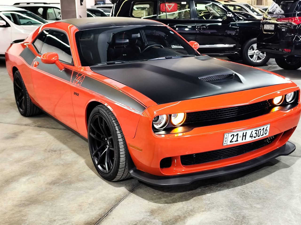 T/A 2023 last call 6400 😁🔥
السلام عليكم 🙋🏻‍♂️

📌چـالنجر 2023 T/A last call 6400 اصل 
السياره فول مواصـفات للأخير من شاشه كاميرا كشنات كنتارا وجلد تدفئه وتبريد  وخزن رادارات جانبيه فجوج پريمبو ستيرن تدفئه تبريد كهرباء وضعيات قياده وباقي مواصفاتها المعروفه 

🔸السياره ماشيه 7 الاف مايل بعدها كُلش جديده ومماشيه بالعراق ، وبعدها ستوك للأخير ، حتى حجر البيئه بعده بيها ولامبرمجه ولا اي شي كُلشي بيها بحاله الوكاله 
485HP 🐎

📌حادث السياره چاملغ السايق صُبغ والچاملغات الخلفيه نص نص ثنينهم ، ايرپاك سستم 

📍مكانها بغداد او سليمانيه 
ورقمها سليمانيه تحويل ثاني يوم 

📍بنهايه السياره تختلف عن اي نسخه وتفرق عن الـR/T العاديه والـSXT والي يعرفها يعرف شنو اقصد 

للأستفسار اكثر
 *********** اتصل 

 واذا ماعندك رصيد رمشلي واخابرك وتدلل ، واسف ع الاطاله 🧡.
