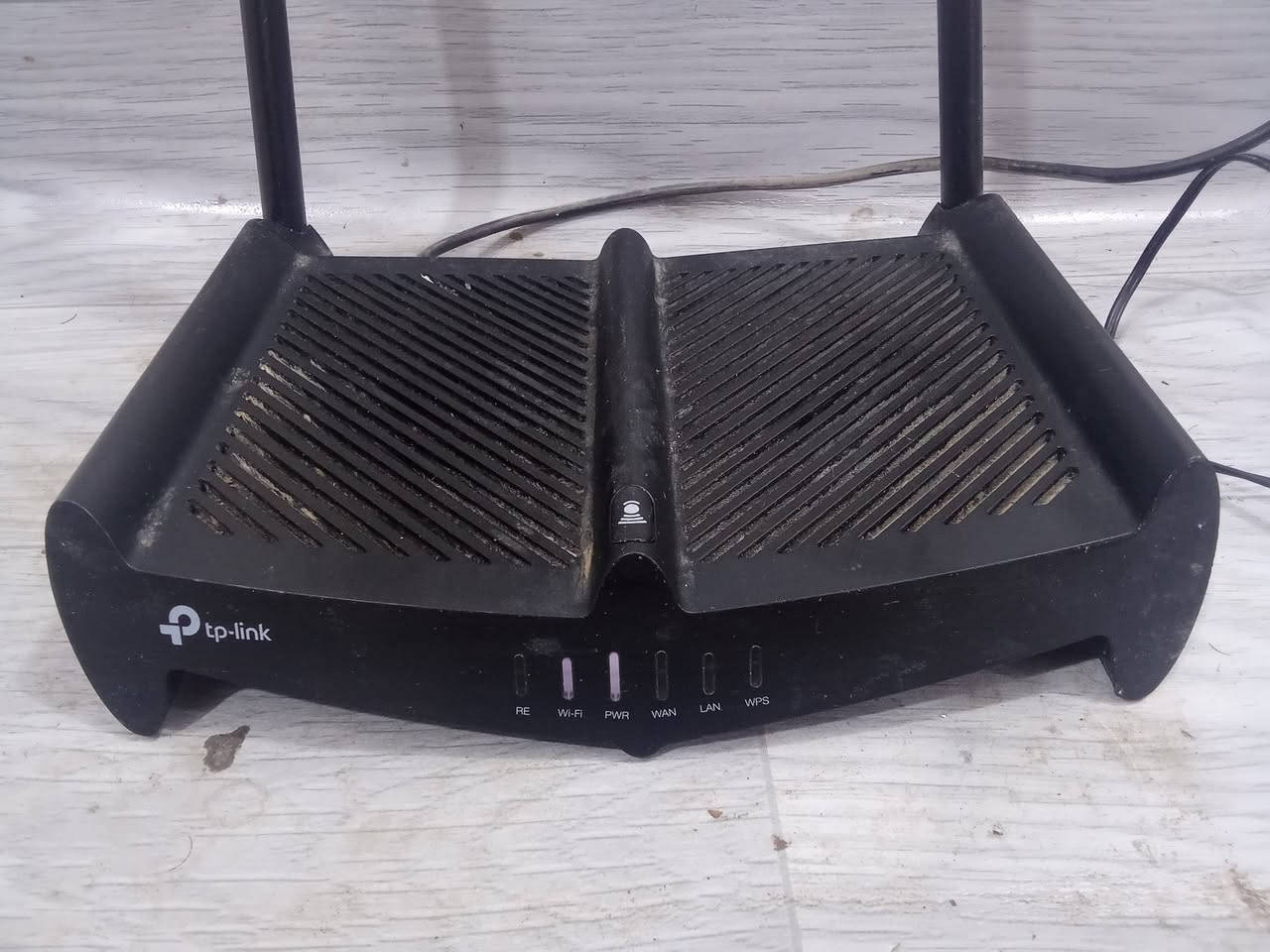 راوترات العدد 2 tplink الاسود يشتغل بس ماتظهر الشبكه...والابيض يشتغل ويفصل...اثنينهم 15 الف مكاني بصره الجبيله مقابيل شارع السايلو


**إذا كنت صاحب هذا الإعلان وتريد حذفه لأي سبب، رجاءا أرسل رسالة إلى الدعم الفني**
