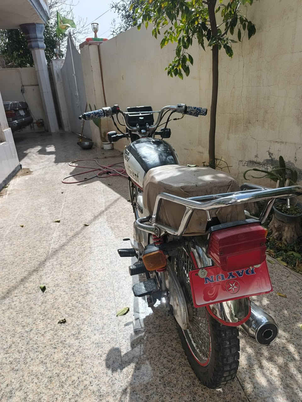 السلام عليكم
دراجه تايكر 2021
للبيع كهربائيات شغاله 
هندر واحد تشتغل
مكينه ناعمه 
شلعه و معدل 
السعر اتصل عل الرقم ودلل 
***********
 العنوان ديالى ناحيه ابي صيدا
