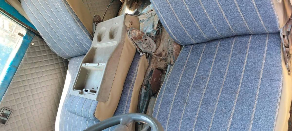 بنكو دبل قماره مكينه وكير واكسل وشاصي مكفولات قماره بلاديه السعر ٢٩ مكاني حله ***********
راعية متوفي ابنه عده وكاله عامه

