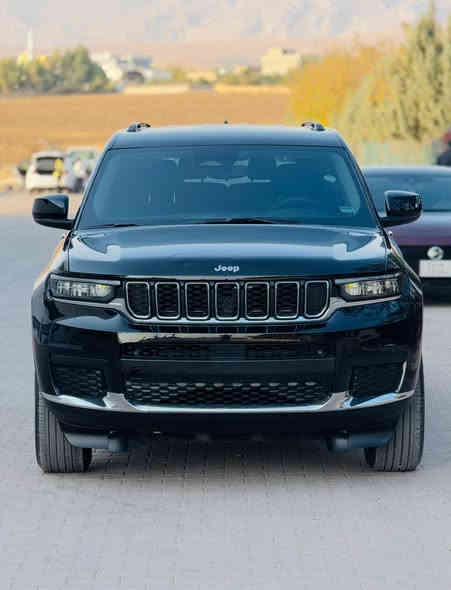 السلام عليكم 
JEEP GRAND CHEROKEE
جيب كراند شيروكي 
7راكب
لون اسود ملكي 🖤
موديل :- 2023
 محرك 6 سلندر  3600 
موصفات 
بصمة 
تشغيل عن بعد
صندوق شفط
 كشن منفصل 
 رادارات 360 درجه 
 اوتو ستوب 
 نقطه عمياء
 ابل كار بلي اوتو 
 عداد دجتال 
كامره خلفيه
سستم صوت سماعات 
 شاشه كبيره 
3 قطع تبريد 
تحديد مسار 
ماشيه 9 الف ميل
صبغ :-فقط جملغ خلفي صبغ بدون دواخل و بدون ارباك
سياره بدون رقم لازم ترقيم شمالي فقط
عنوان 📍عقرة
سعر :- 278 $ ورقة  بدون رقم 
رقم تلفون و واتساب ☎️
***********

