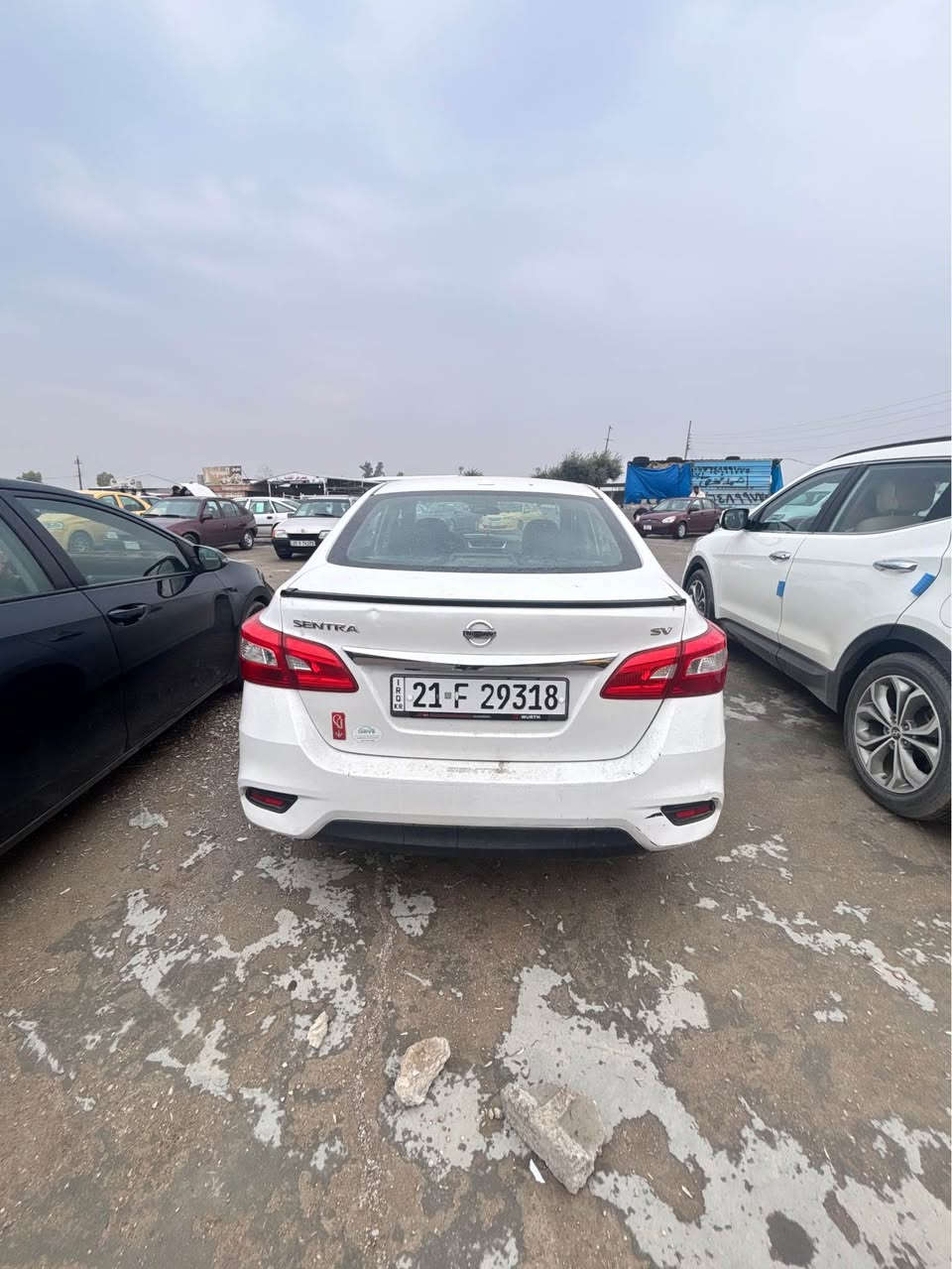 نيسان سنترا 2017 sv مواصفات معروفة
قطعتين جاملغ وبنيد بس بطانة بدون شواصي + رصعات في انحاء السيارة  سيارة ما بي مصرف كير محرك شرط ترايك  وين ما يعجبك  *********** كركوك, العراق
