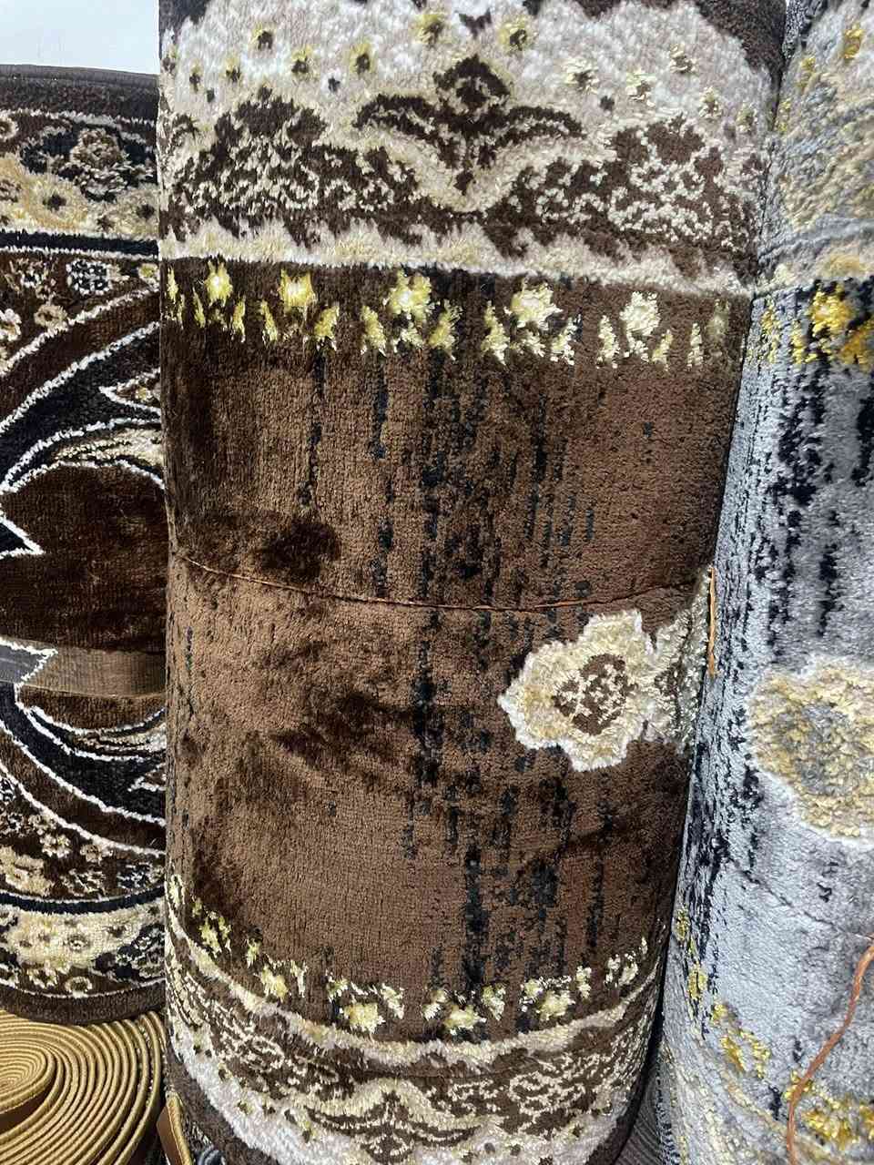 مجمع المجيد للمفروشات سوق جدعه الشارع العام ***********
