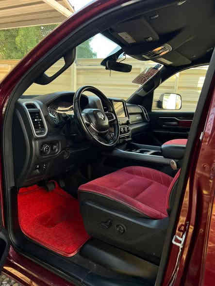 السلام عليكم من رخصت الادمن
——————————————-
للبيع RAM بك هورن  وارد امريكي صور حادث على واتساب ***********
((رقم بغداد بسمي))
موديل 2021
مكينه 5700 V8
باب قصير 
جامه خلفيه كهرباء 
كير ماوس 
هند بريك بصمه
شاشه كبيره
داخل جلد +شامو احمر شعار الRAM
ويل قياس 20
وباقي تفاصيل معروفه 
——————————
السعر 210 وبيهه مجال
مكاني بغداد الدوره حي الصحه 
اي ستفسار اتصل وتدلل 
رقمي ‭٠٧٧٠ ٢٢٣ ٤٦٩٩
