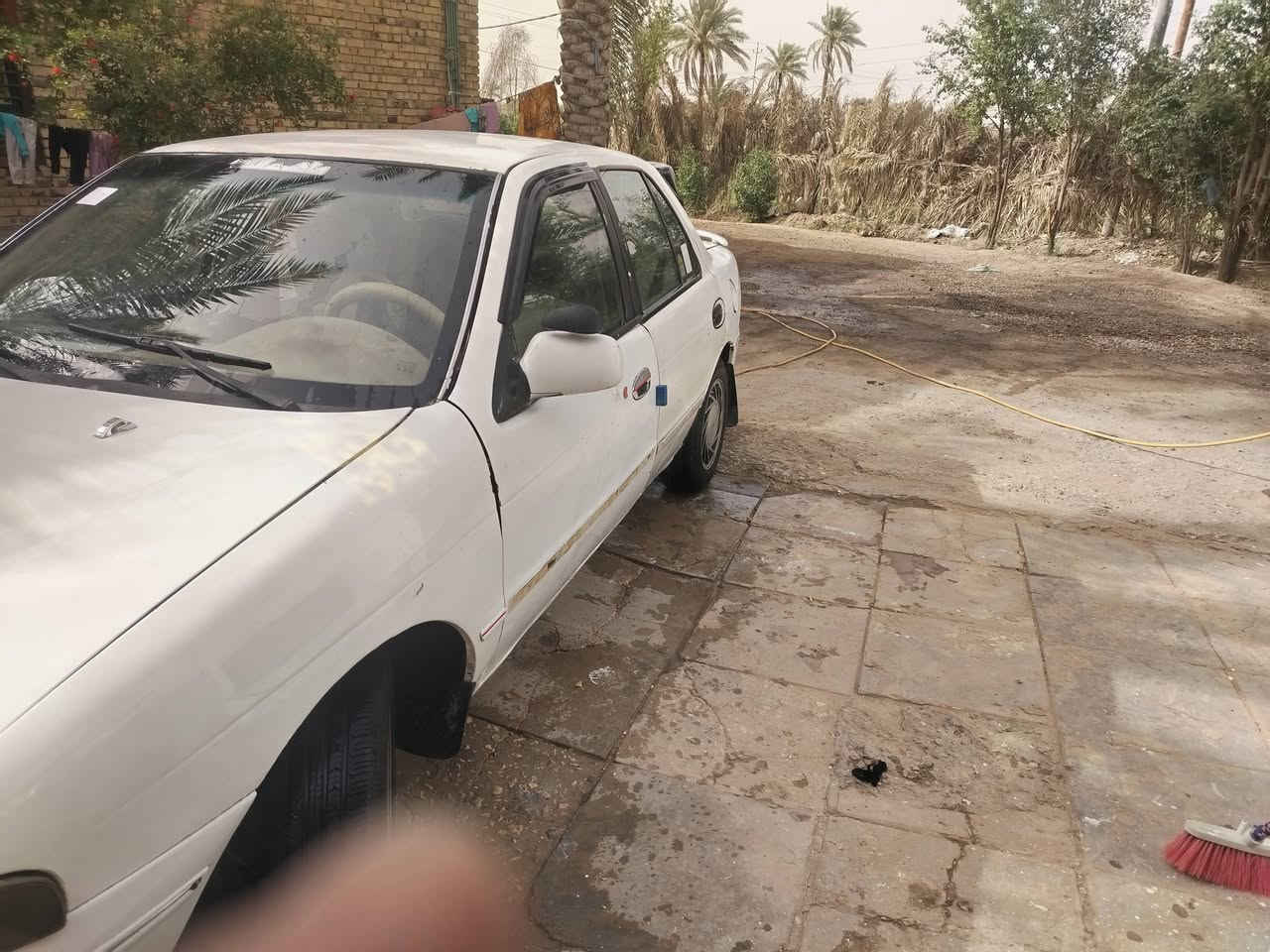 ااسلام عليكم كيه سيفيا رقم بغداد تحويل مباشر مشتري من راعيها انه سياره حلوه وجديده بدون ضربه بيها بس باب العبري الوره يرادله صبغ مكينه جديده كير عادي جديد ترايك 140شرط تبريد شغال عوزه بس غاز كهربائيات كله شغاله سياره متعبانه حلوه وجديده السعر 30مكاني ديوانيه ***********
