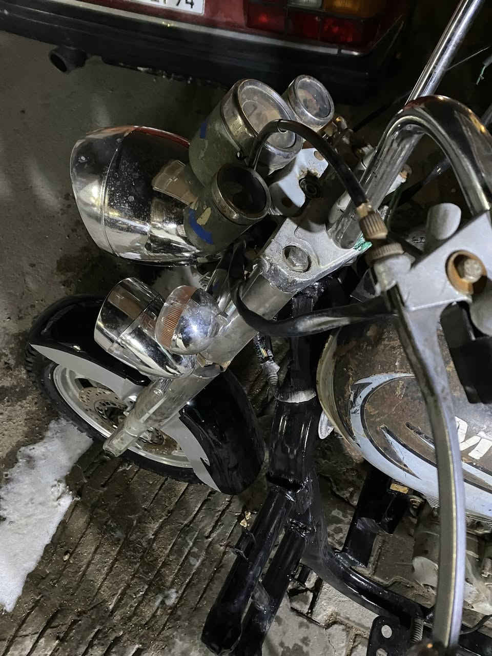 سلام عليكم ستوته بدون راعي اوراقه ضاعن  البيع. مكينه اكسن نضاف شاصي بي تقويه. بل ركبه  كدام عينك ستوته انضف من صوره مكاني نجف. السعر750وبيه مجال رقم تلفون***********
