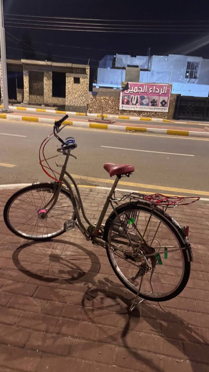 سلام عليكم بايسكل بايدر للبيع كلش نضيف ياباني اصل ختم ٦٠الف بي مجال بسيط
واتساب *********** الرمادي الملعب 🪻
