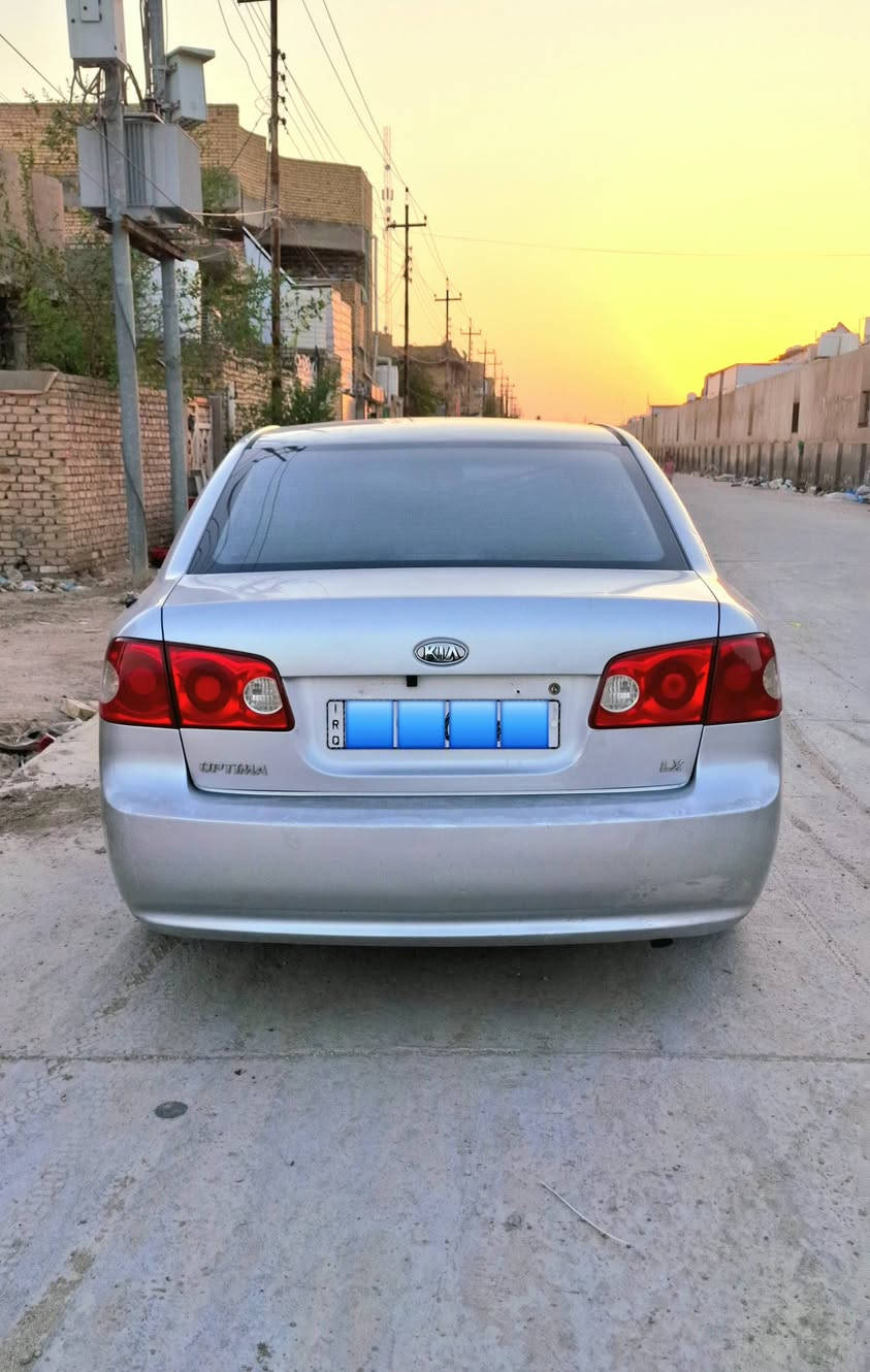 أوبتيما 2008 رقم بابل دولي 
خليجي مكفوله من الضربه والصبغ والتبديل بيها باردات شوف العين بسيطات
مكينه 2000 دوش گير اوتماتيك
دواخل بيجي شاشه تاب كاميرا 📷 خلفيه أرضيه مغلفه جلد السيارة جاهزه مكينه وگير وتبريد وحداديه وتخم تاير… مكان السياره بالشطره 
***********
