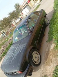 كل عام وانتم بخير 🥳 بي ام 525 اوتوماتيك رقم ديالى طرف ثالث وكالة مباشر...