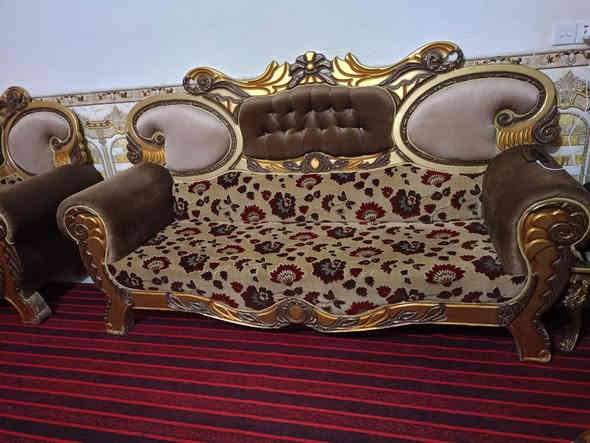 السلام عليكم تخم قنفات تزگام كامل نضيفات كلش السعر (٧٥٠)وبيهن مجال قليل الاتصال عل (***********)
