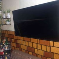 شاشة ٥٠ انش • مجال قليل