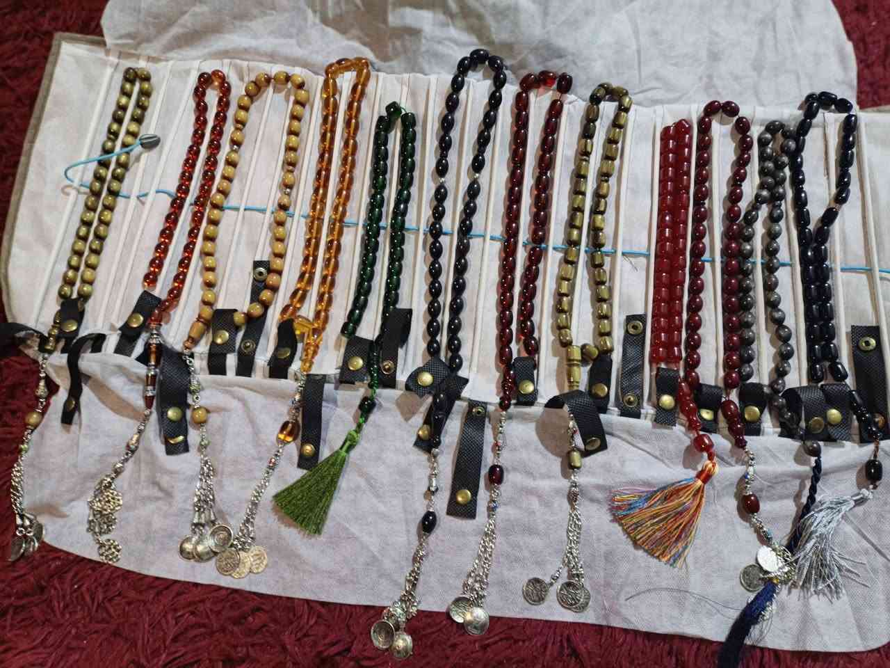 السلام عليكم متوفر سبح سندلس درجه اولى اصل كميه محدوده
العنوان الكوفه نجف يتوفر توصيل داخل اللكوفه حصرآ كل قطعه وسعرها الي يحب يتفضل خاص  الاسعار من 15لل25الف متوفر خاص واتصال الي يحب ***********
