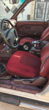 اسلام وعليكم شباب هليوم عندي بيكم دير 2006لون ابيض سنويه 2030 شرط التح...