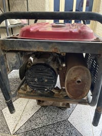 مولد 3kv 12 امبير بانزين شغاله ع الفحص السعر 150 واتساب : 07781144614