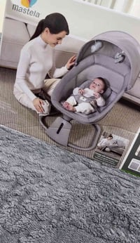 كرسي هزاز كهربائي • جديد • غير مستخدم