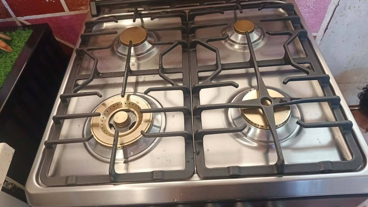 بيع مستعجل 
طباخ جديد مشتري ب350 استعمال قليل يردو ب250 بي مجال 
حلة شارع 30


**إذا كنت صاحب هذا الإعلان وتريد حذفه لأي سبب، رجاءا أرسل رسالة إلى الدعم الفني**