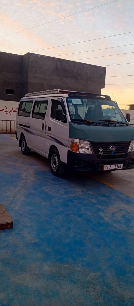 (أدمن وافق ) سلام عليكم نيسان يورفان ناصي 10 رقم واسط بسمي تحويل ثاني يوم كير ومحرك واكسل كفاله تخم تاير  مصفره هيه وغراماته العنوان بغداد  الرقم الهاتف ***********
