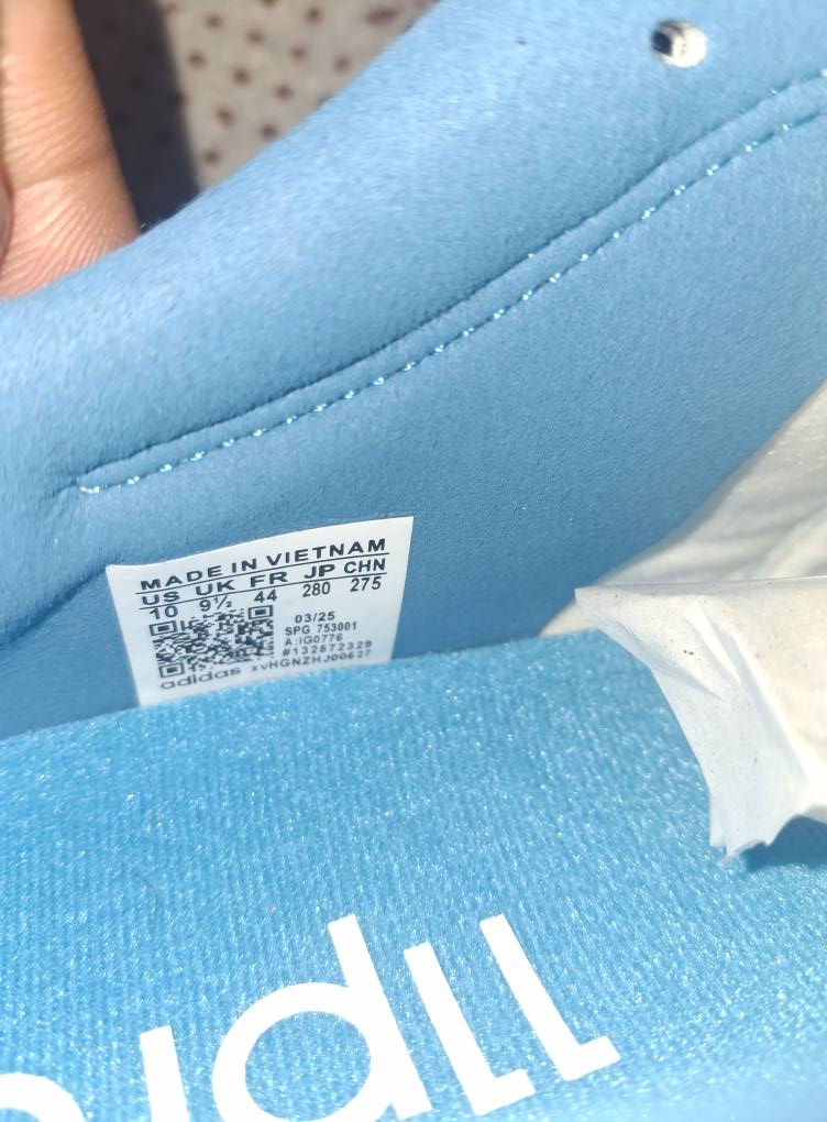 أديداس 11 برو
فيتنامي 
موجود قياس ٤٢ ٣٤ ٤٤


**إذا كنت صاحب هذا الإعلان وتريد حذفه لأي سبب، رجاءا أرسل رسالة إلى الدعم الفني**