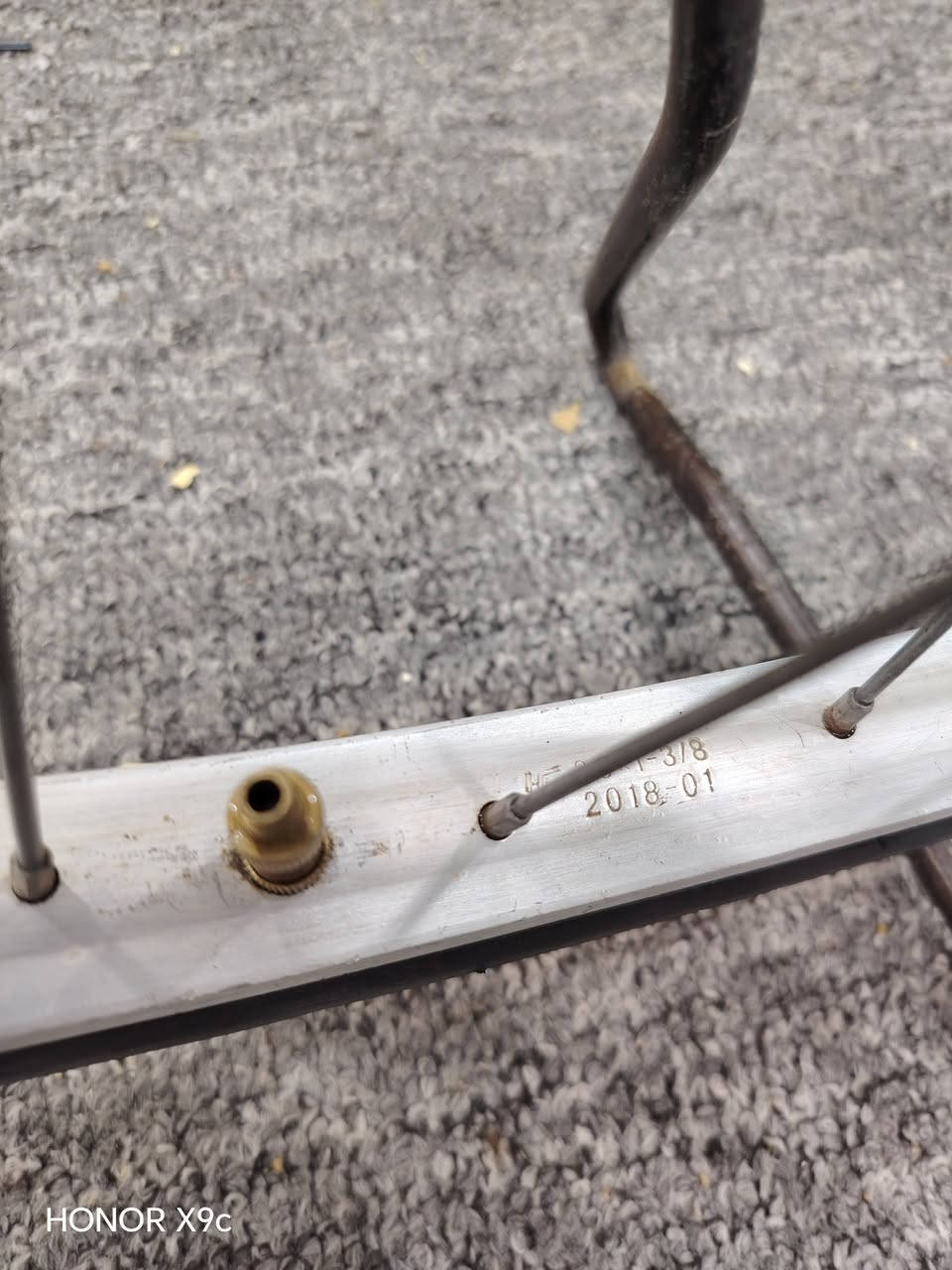 السلام عليكم باسكل لبيع سعر75 ***********     ***********
