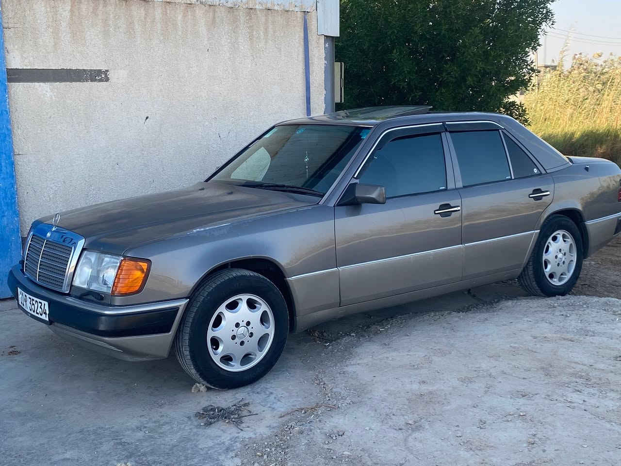 مارسدس مديل 90 مكفوله كفاله عامه من صبغ وضربه مكينه خرطيم 280 سته سلندر تخم تاير حداديه تبريد ثلج رقم بغداد انكليزي مكان واسط سعر 110 //***********
