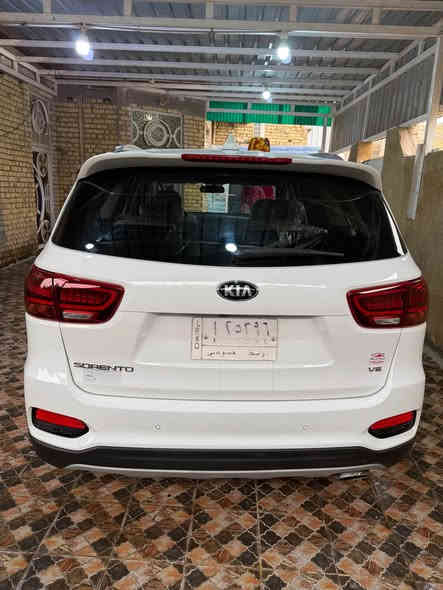 سورنتو 2020 للبيع 
رقم واسط تحويل مباشر كفاله عامه 
خليجيه دوليه جاهزه اي نقص مابيها 
ماشيه 146 الف بس شرط النظافه عبالك ماشيه 70 الف على إيد وحده من الشركه 
محرك 6 سلندر 
السعر 265 مجال لشراي قليل 
مكان السياره واسط الكوت الشراي يتصل *********** دهل اوران
