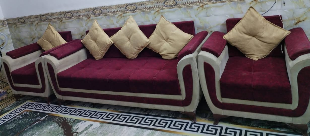 سعر 250 والتريد تراسلني واتساب عندي اغراض/***********
