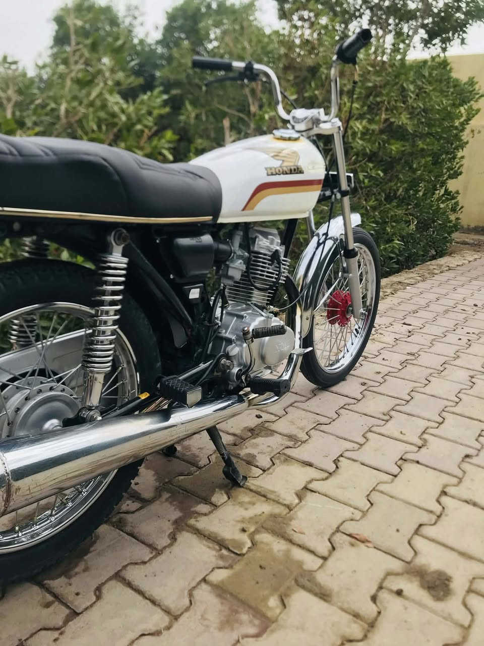 دراجه للبيع شاصي 16 أوراق محرك غراض 25  مكفول مكانه  

الحمزه الشرقي  سعره  750  استفسار

750 ‭0788 745 6156‬
