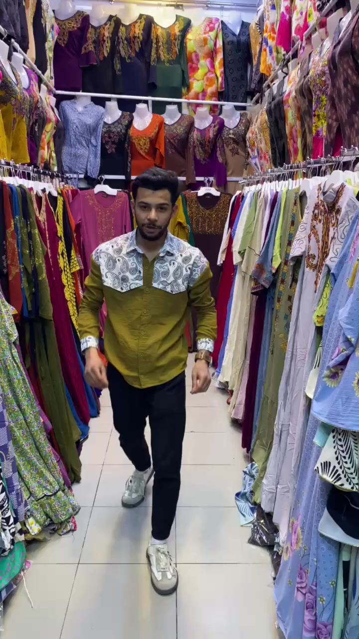 ١٠ الالف قياس ثري سايز
للحجز وتوصيل في جلولاء 
مراسلة المندوب 
وتساب او تصال ***********
