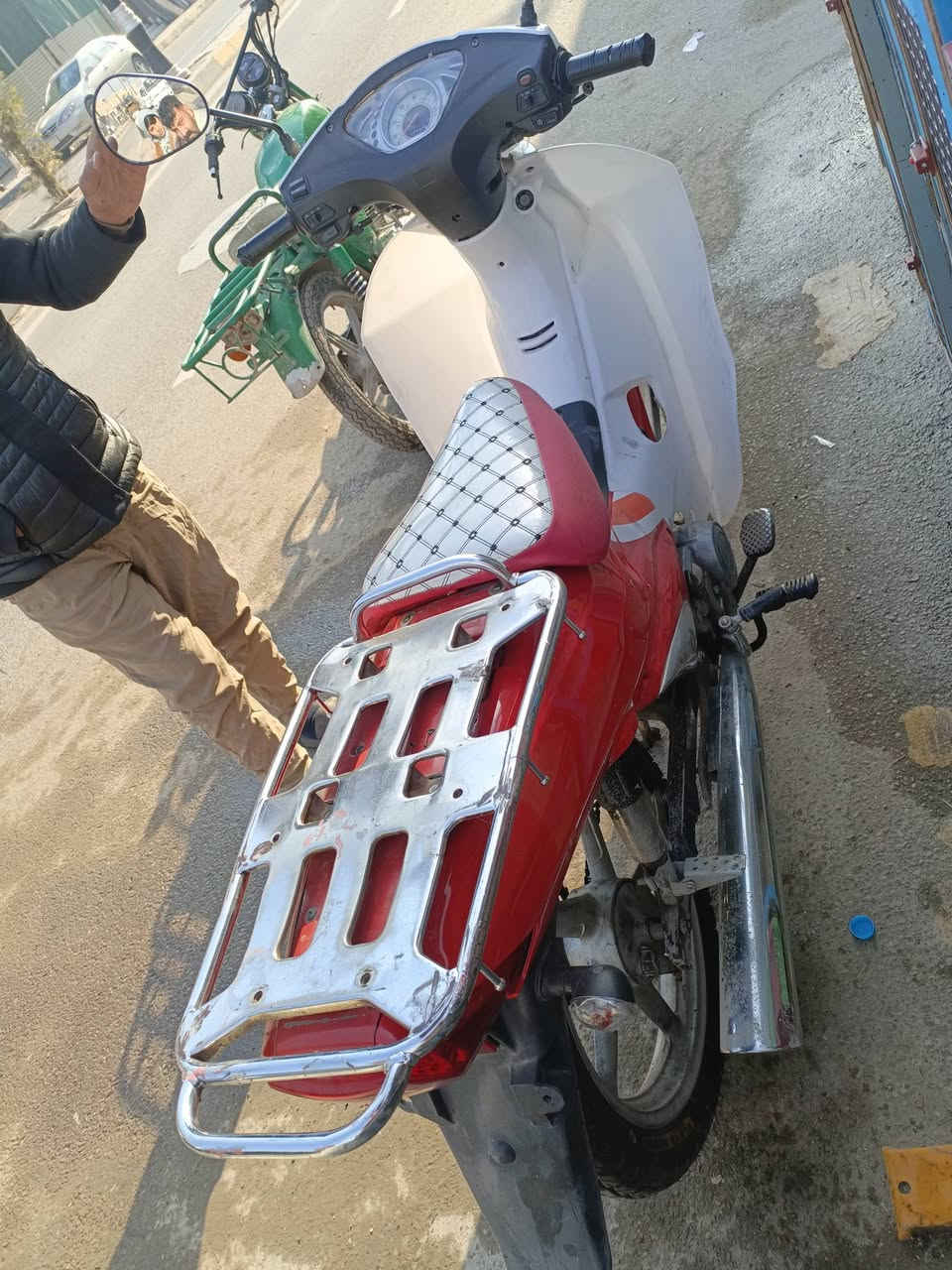 السلام عليكم ماطور بسعر مناسب لبيع
‏‪***********‬‏
