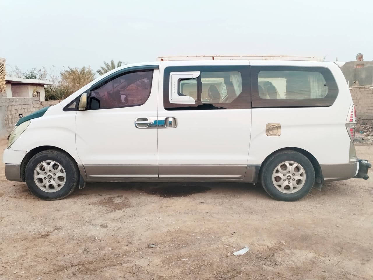 السلام عليكم.
استاركس 2016 مفتوح الشكل القديم

مكفوله

كير محرك اكسن مكفولات تبريد شغال

سنويه باسمي تحويل ثاني يوم

دواخل  جديده مثل ماموضح بالصوره

السياره خير من الله واحلى من الصور مامشتغله محافظات جواي ابد مامتعوبه.

السعر 185$وبيها مجال للشراي
مكاني ذي قار الشطره
***********
