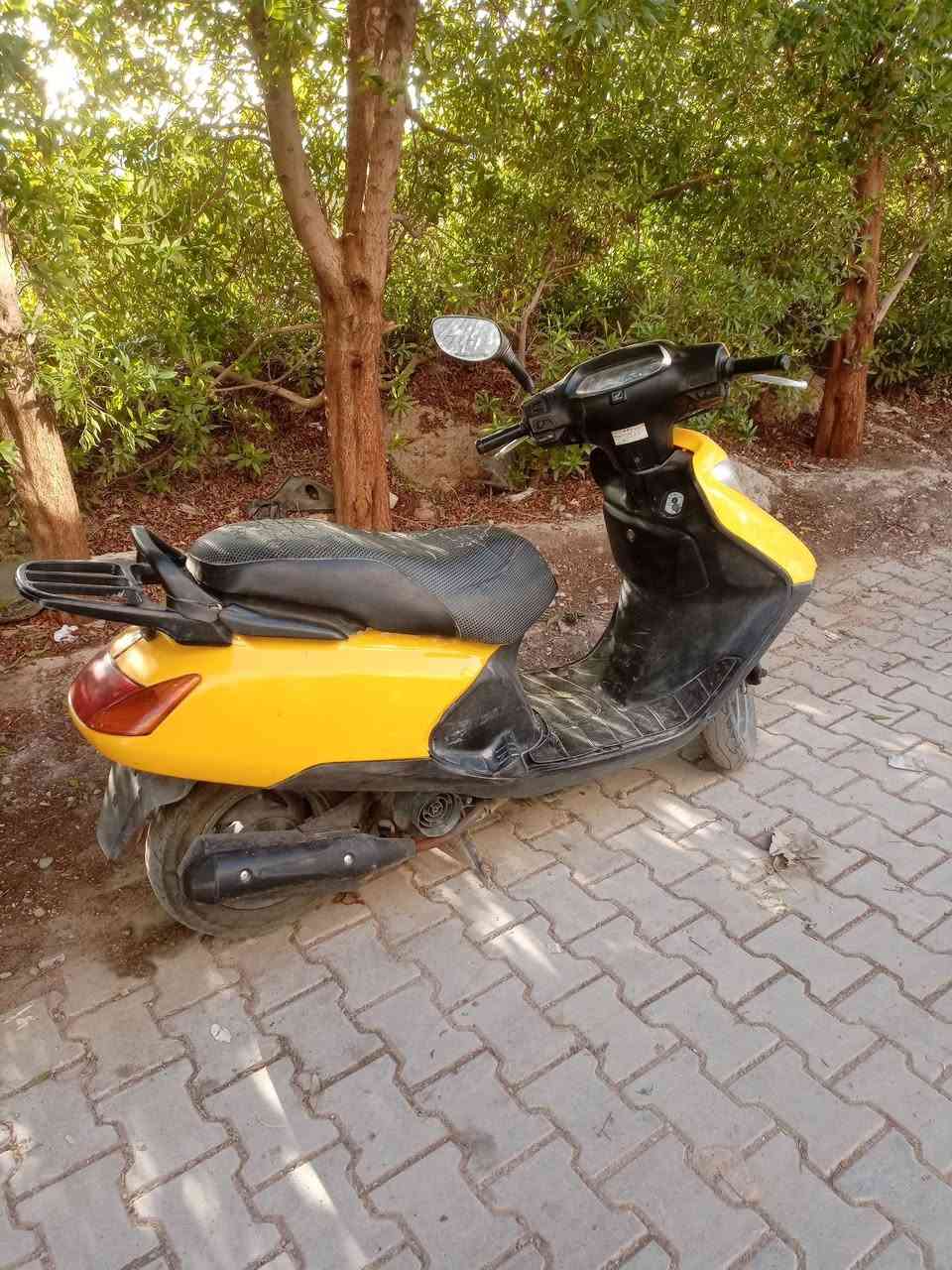 السلام عليكم للبيع دراجه سبيسي ياباني الدراجه شغاله سلف هندر مكينه ناعمه مكفولة من  التبخير والنضوح كهربائيات كله شغاله كفرات بلاديه قفل جنطه قفل ستيرين كله كامله أوراق كامله مكاني بغداد الكرخ العطيفيه السعر 250 قفله قفل هذه رقمي للتواصل *********** اتصال موجود
